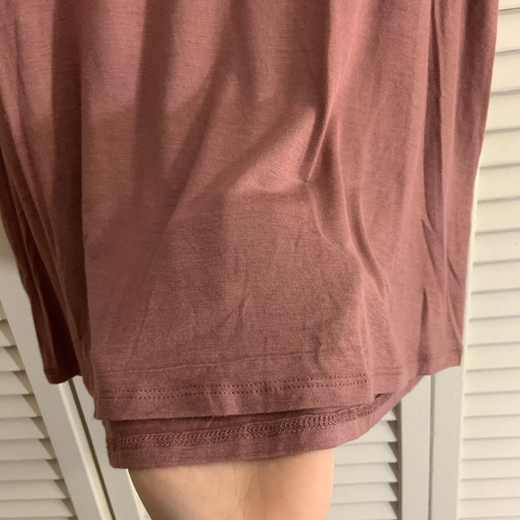 Last 1 (s) HP🎉Dusty Mauve criss cross tunic top - Picture 6 of 7